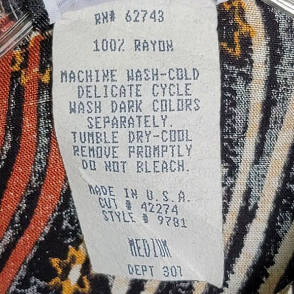 Caliche Collection Women's Vintage Long-Sleeve Abstract Print Shirt. Size M - Picture 5 of 5